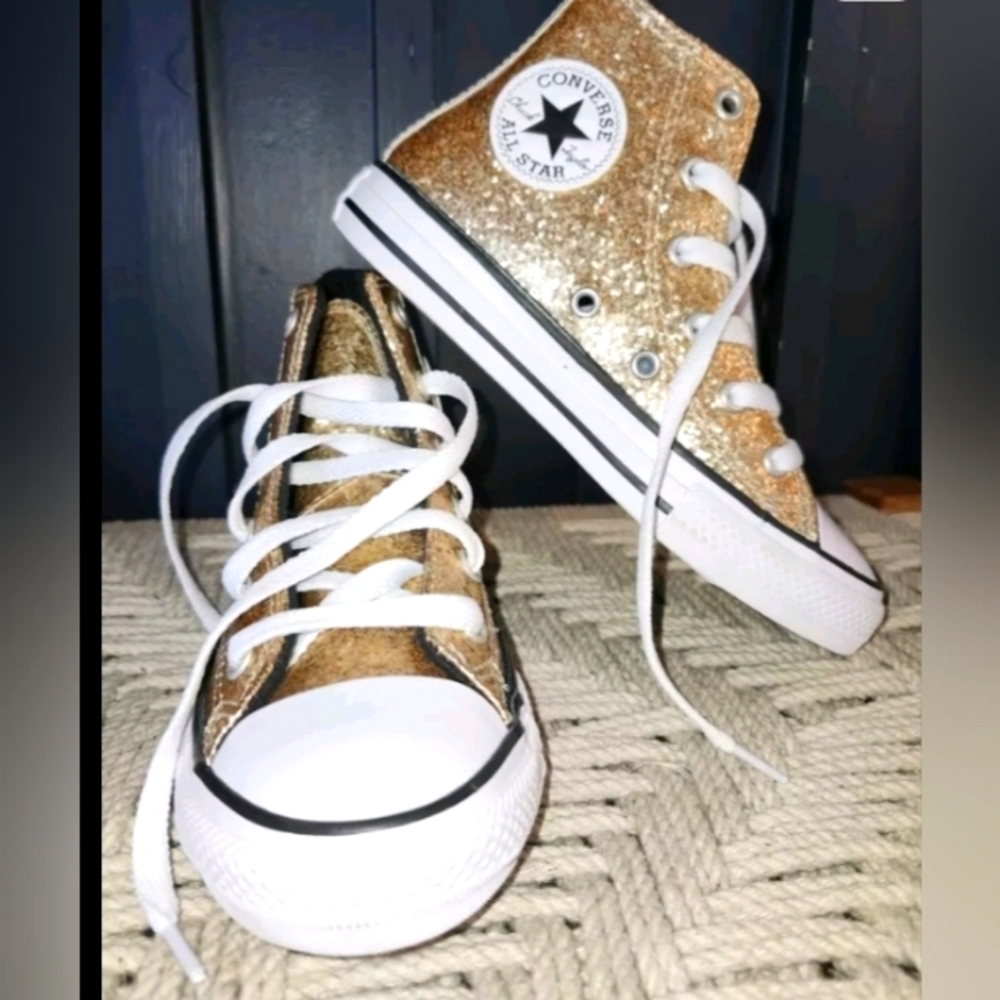 Girls Gold Glitter Hightop Converse size 13